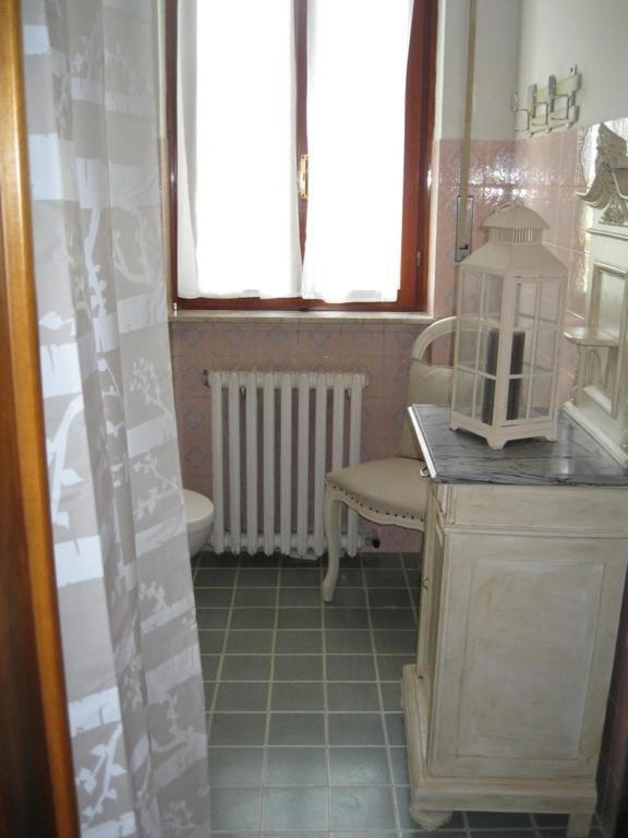 Bed and Breakfast La Casa Dei Pini Malnate Экстерьер фото
