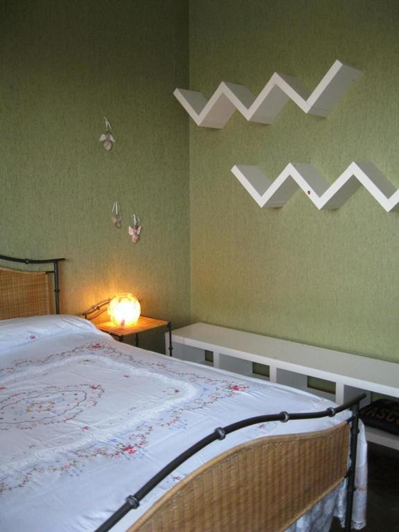 Bed and Breakfast La Casa Dei Pini Malnate Экстерьер фото