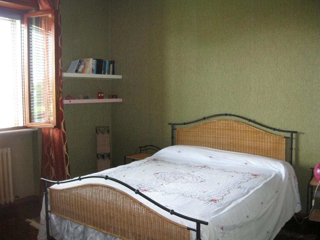 Bed and Breakfast La Casa Dei Pini Malnate Экстерьер фото
